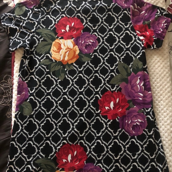 Swing Top - Picture 2 of 3